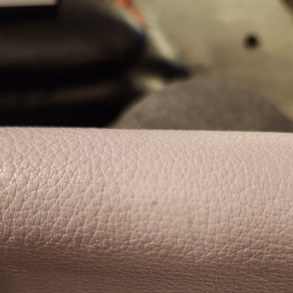 Fendi Blush Leather Wallet with Gold Detail - Picture 12 of 14